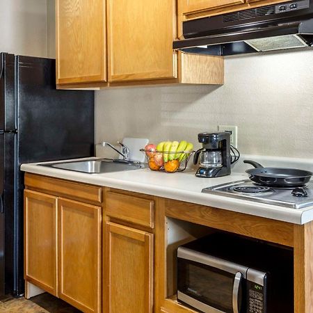 WoodSpring Suites Raleigh Garner Edmondson Exterior foto