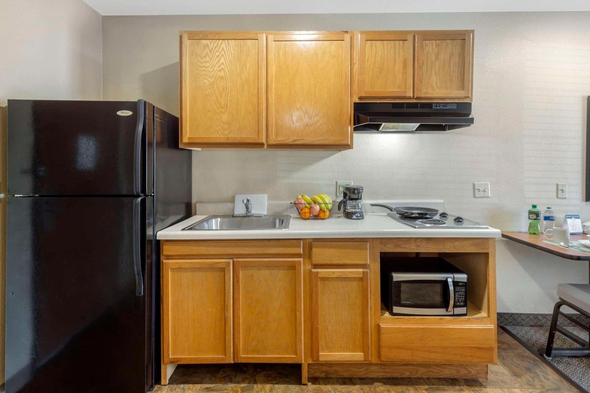 WoodSpring Suites Raleigh Garner Edmondson Exterior foto
