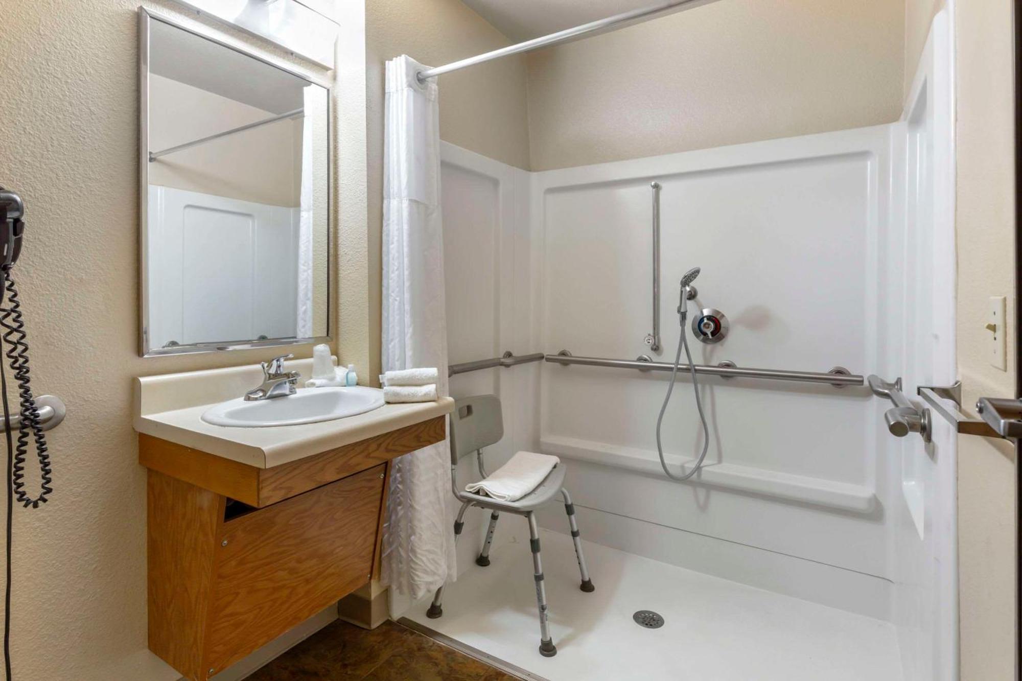 WoodSpring Suites Raleigh Garner Edmondson Exterior foto